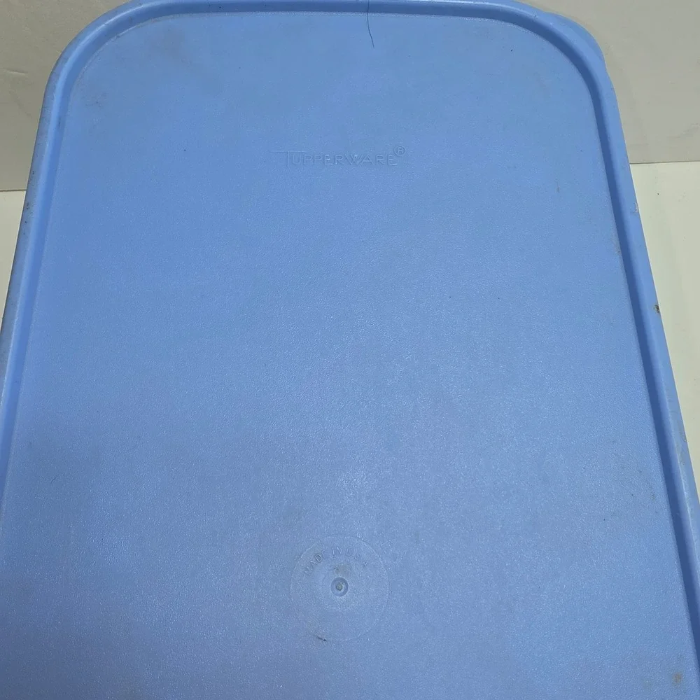 Vintage Tupperware SheerJumbo Rectangle Storage Container Bread Vegetable Keeper